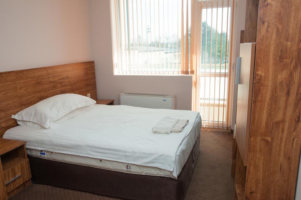 Hostel Izida 2 Dobricz Zewnętrze zdjęcie
