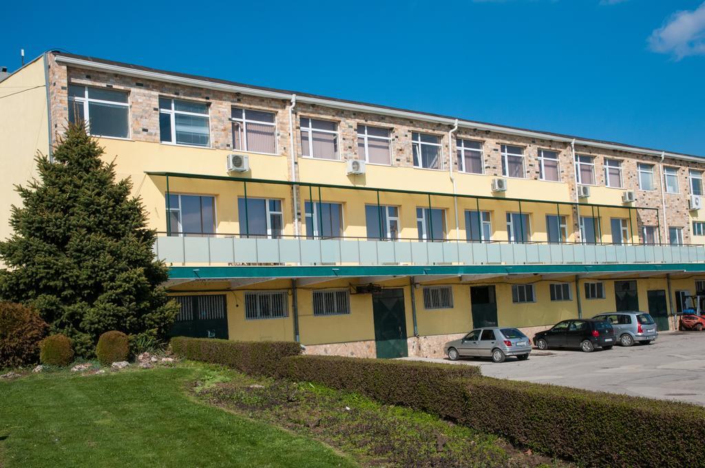 Hostel Izida 2 Dobricz Zewnętrze zdjęcie